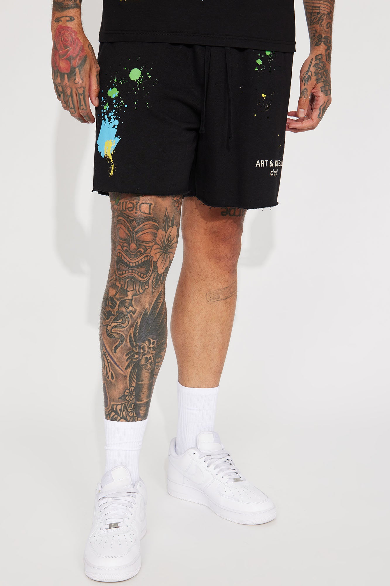 Art And Design Dept Black Shorts - Regular Fit AZV3S3